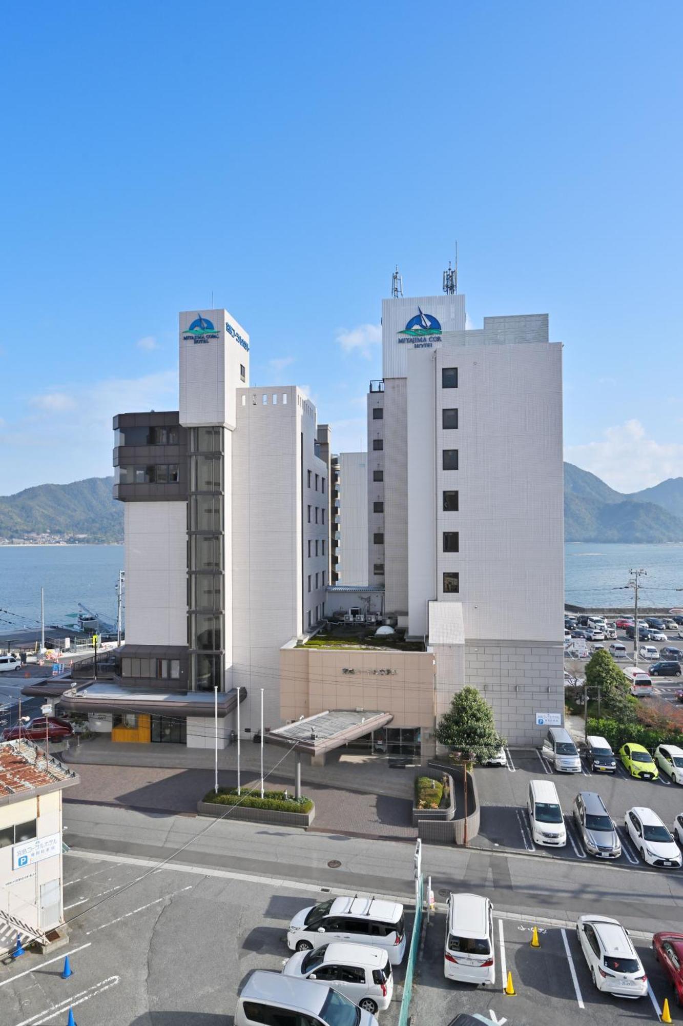 Miyajima Coral Hotel Хатсукаичи Екстериор снимка